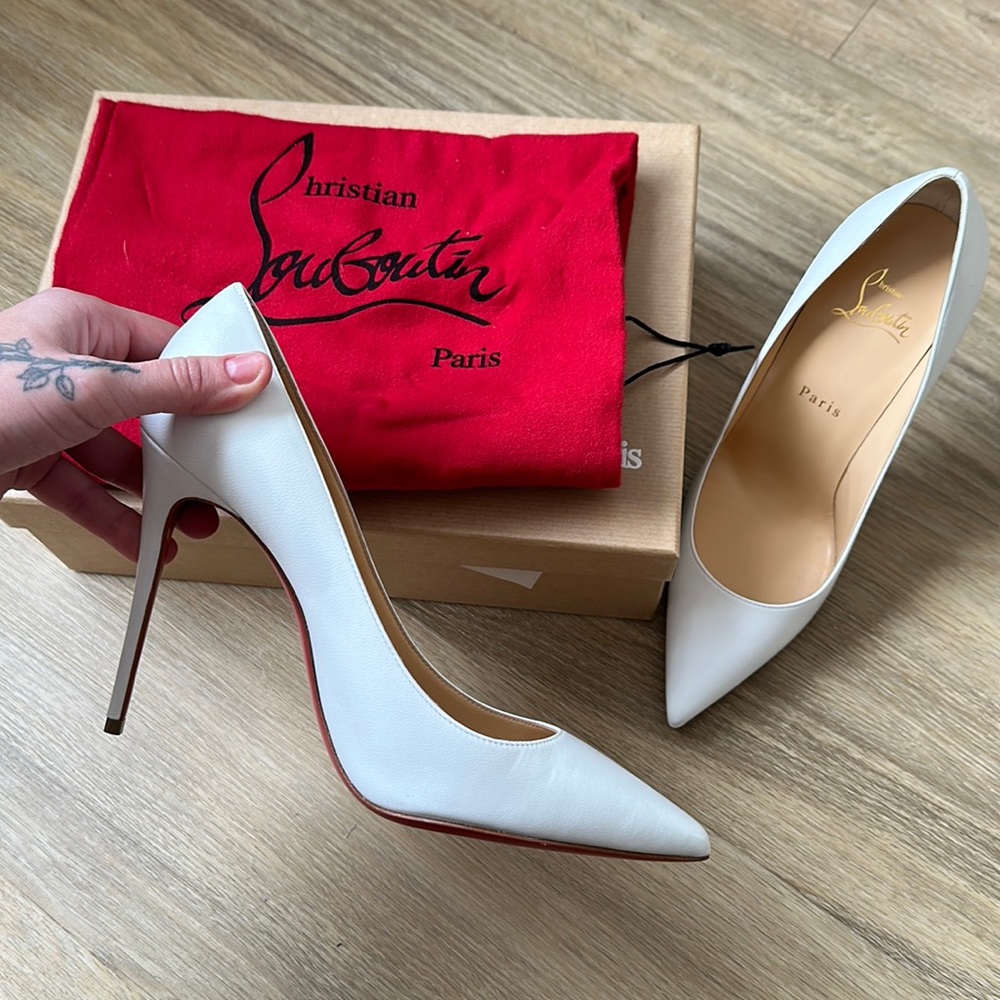 “Kate” white 100mm pumps from Christian Louboutin